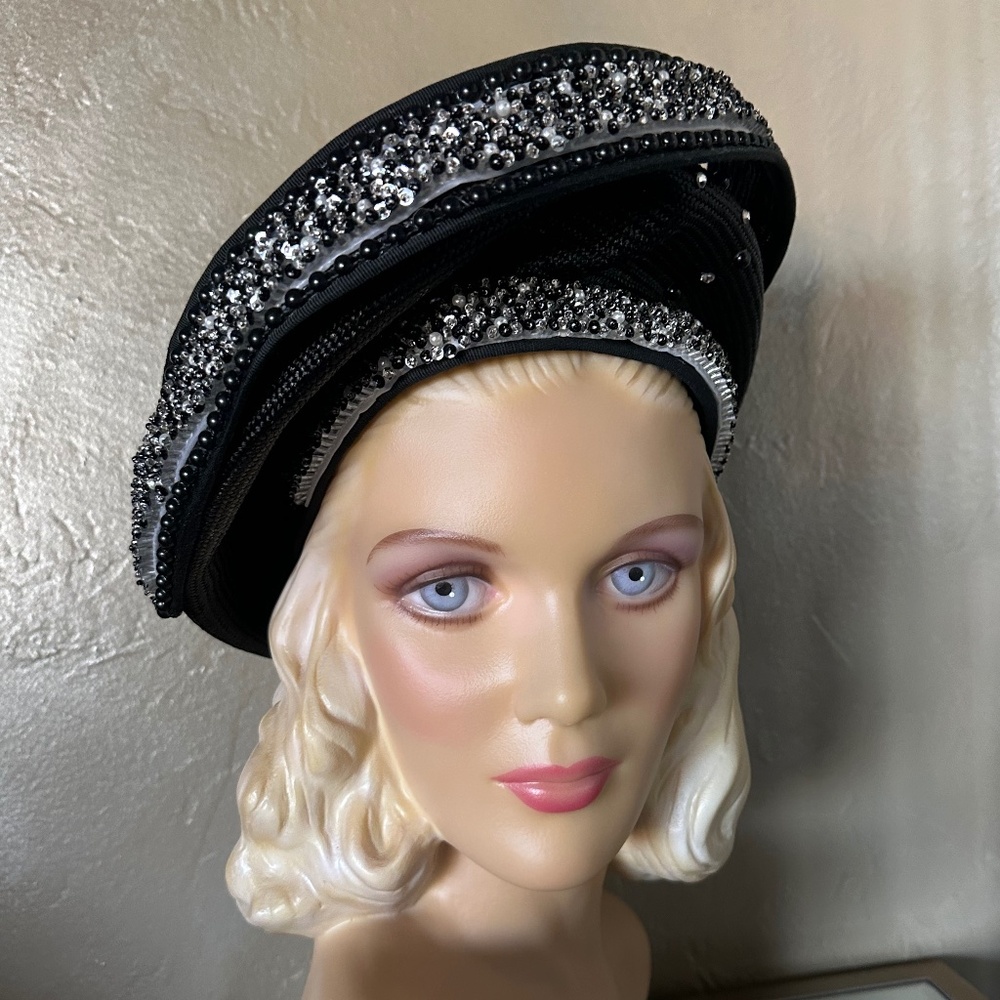 SWANKY 1960s' BLACK STRAW TAM WITH SEQUINS, RHINESTONES & BEADS